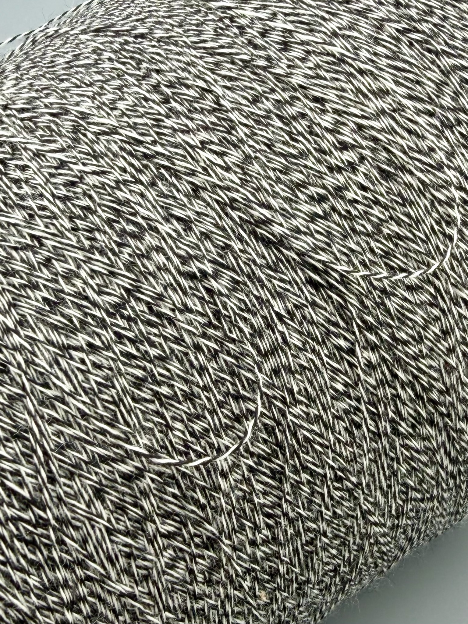 Zegna Baruffa Cashwool 2/30 – Extrafeines Merinogarn Melange weiss und schwarz 548688